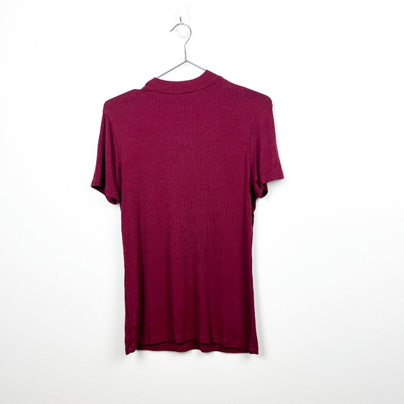 SWS Short Sleeve Burgundy Red Top - Picture 7 of 8